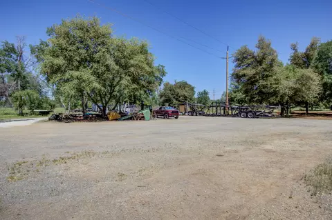 7242 Loftus Rd, Redding, CA 96002 photo 35
