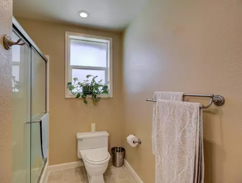 7242 Loftus Rd, Redding, CA 96002 photo 28