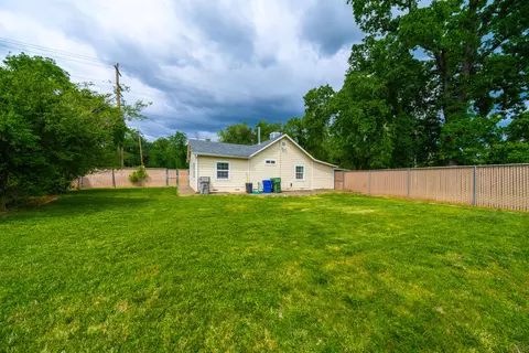 2841 Girvan Rd, Redding, CA 96001 photo 18
