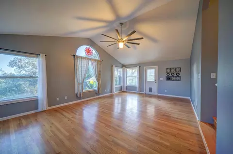 2305 Chestnut St, Redding, CA 96001 photo 45