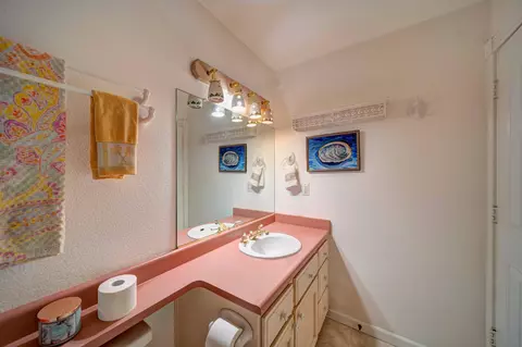 2305 Chestnut St, Redding, CA 96001 photo 58