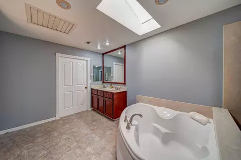 2305 Chestnut St, Redding, CA 96001 photo 39