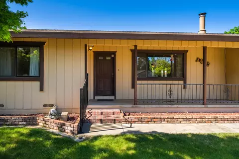 1742 Filaree Dr, Redding, CA 96002 photo 5