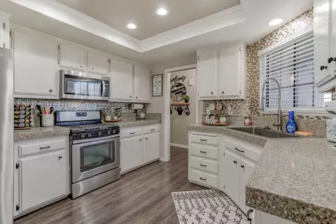 1708 Mary Lake Dr, Redding, CA 96001 photo 11