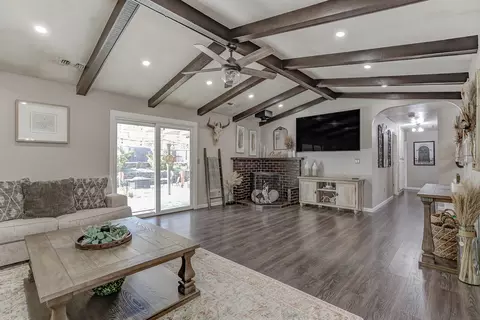 1708 Mary Lake Dr, Redding, CA 96001 photo 3