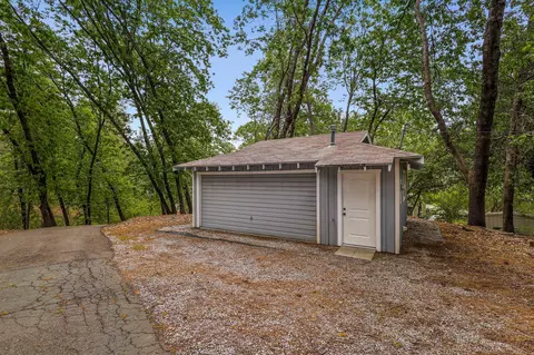 14918 Wonderland Blvd, Redding, CA 96003 photo 31