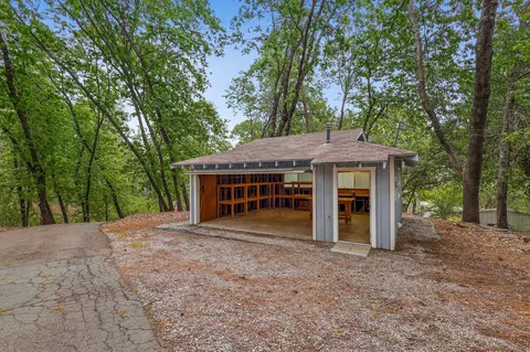14918 Wonderland Blvd, Redding, CA 96003 photo 32