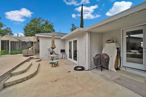 2055 Gold St, Redding, CA 96001 photo 22