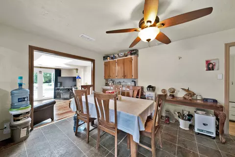 2055 Gold St, Redding, CA 96001 photo 17