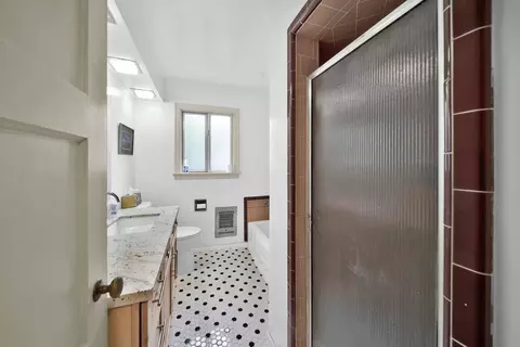2055 Gold St, Redding, CA 96001 photo 30