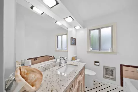 2055 Gold St, Redding, CA 96001 photo 31