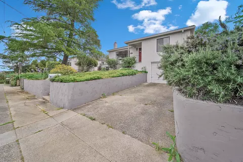 2055 Gold St, Redding, CA 96001 photo 45
