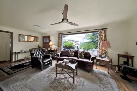 2055 Gold St, Redding, CA 96001 photo 6