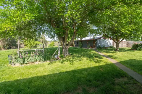 11748 Citrus Rd, Red Bluff, CA 96080 photo 23
