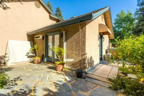2503 Castlewood Dr, Redding, CA 96002 photo 58