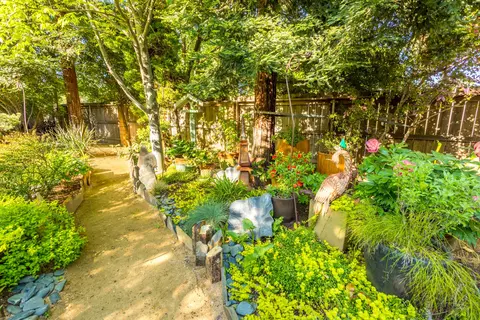 2503 Castlewood Dr, Redding, CA 96002 photo 48