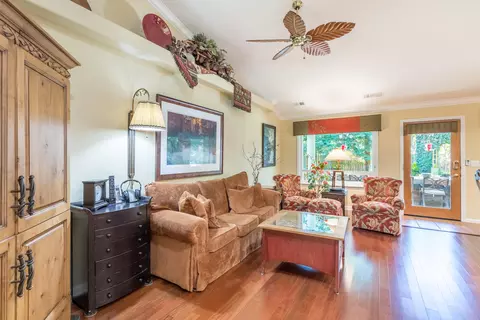 2503 Castlewood Dr, Redding, CA 96002 photo 11