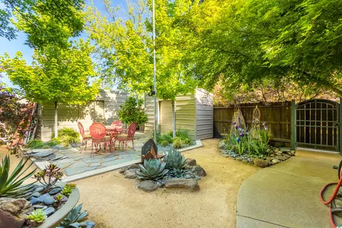2503 Castlewood Dr, Redding, CA 96002 photo 38