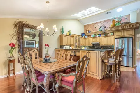 2503 Castlewood Dr, Redding, CA 96002 photo 15