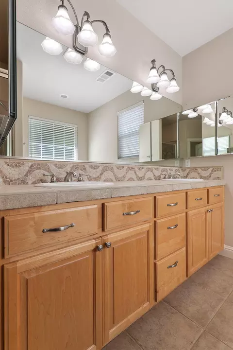 2118 Oshea Way, Redding, CA 96003 photo 36