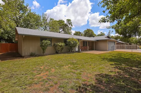 4551 E Bonnyview Rd, Redding, CA 96001