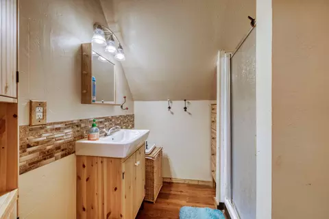 43122 Day Ave, Old Station, CA 96071 photo 12