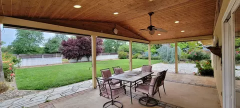 1680 Filaree Dr, Redding, CA 96002