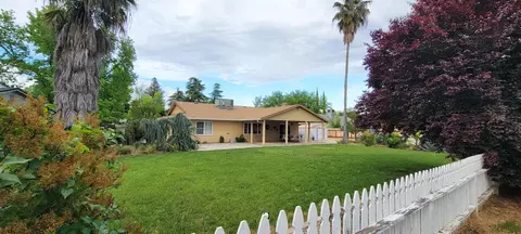 1680 Filaree Dr, Redding, CA 96002 photo 3