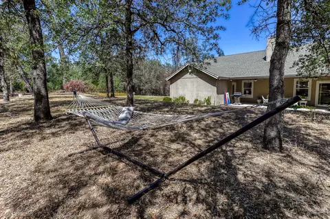 11867 Yosemite Dr, Redding, CA 96003 photo 55