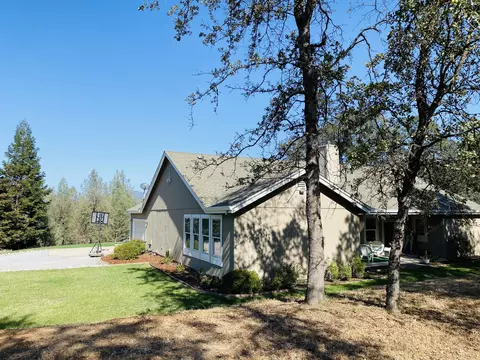 11867 Yosemite Dr, Redding, CA 96003 photo 62