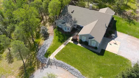 11867 Yosemite Dr, Redding, CA 96003 photo 64