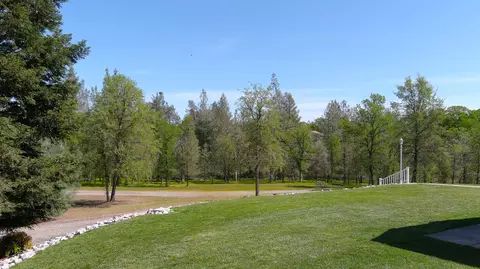 11867 Yosemite Dr, Redding, CA 96003 photo 66
