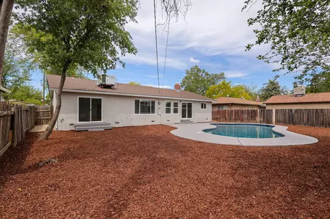 2075 Glenrose Dr, Redding, CA 96001 photo 32