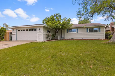 2075 Glenrose Dr, Redding, CA 96001 photo 4