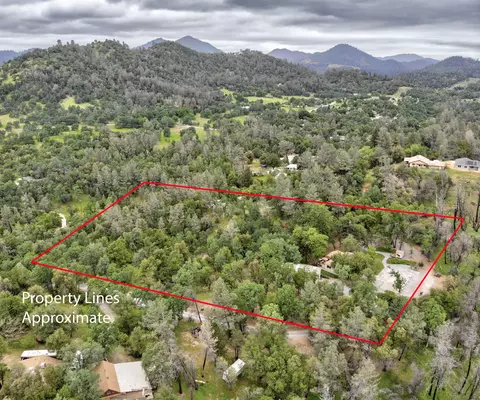13592 Hanna Way, Redding, CA 96003 photo 4