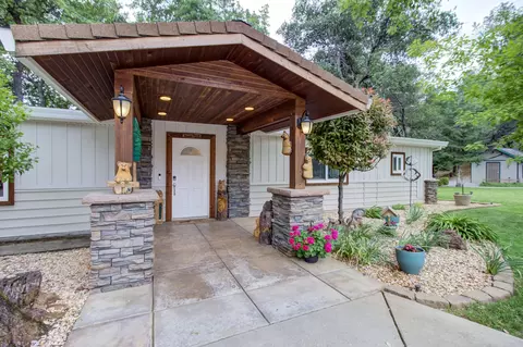 13592 Hanna Way, Redding, CA 96003 photo 3