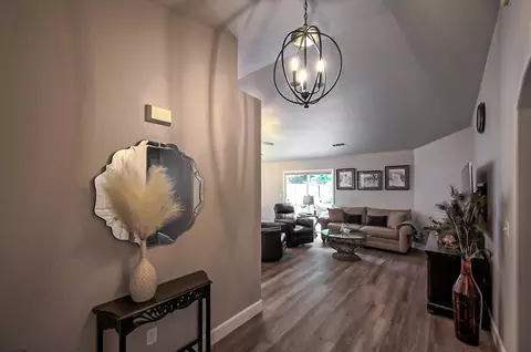 1072 Monterra Ln, Redding, CA 96002 photo 34