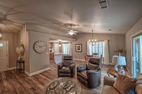 1072 Monterra Ln, Redding, CA 96002 photo 7