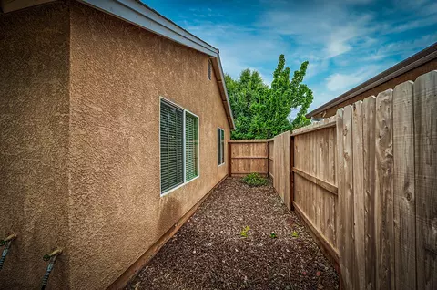 1072 Monterra Ln, Redding, CA 96002 photo 33