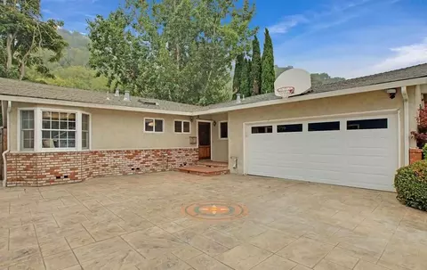 2416 Collins Ave, Pinole, CA 94564