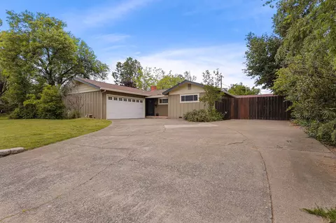 2120 Sycamore Dr, Redding, CA 96001 photo 40