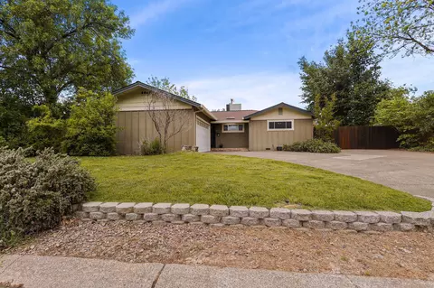 2120 Sycamore Dr, Redding, CA 96001 photo 39