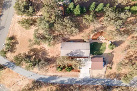 9110 Sugarloaf Dr, Redding, CA 96001 photo 29