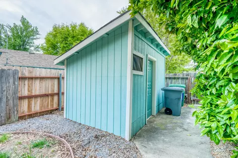 2889 Donner Ct, Redding, CA 96001 photo 27
