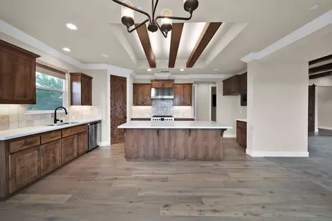 650 Mill Valley Pkwy, Redding, CA 96003 photo 16