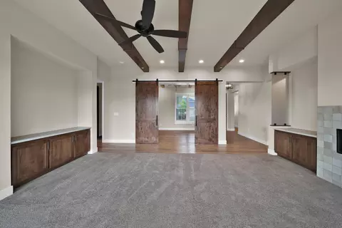 650 Mill Valley Pkwy, Redding, CA 96003 photo 10