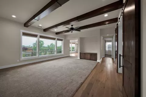 650 Mill Valley Pkwy, Redding, CA 96003 photo 7