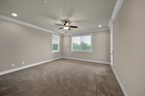 650 Mill Valley Pkwy, Redding, CA 96003 photo 20