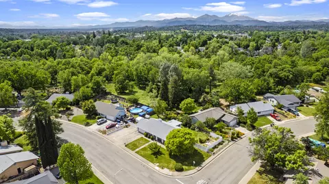 6708 Creekside St, Redding, CA 96001 photo 13