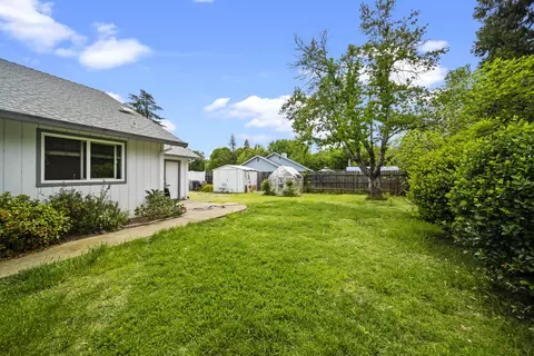 6708 Creekside St, Redding, CA 96001 photo 11